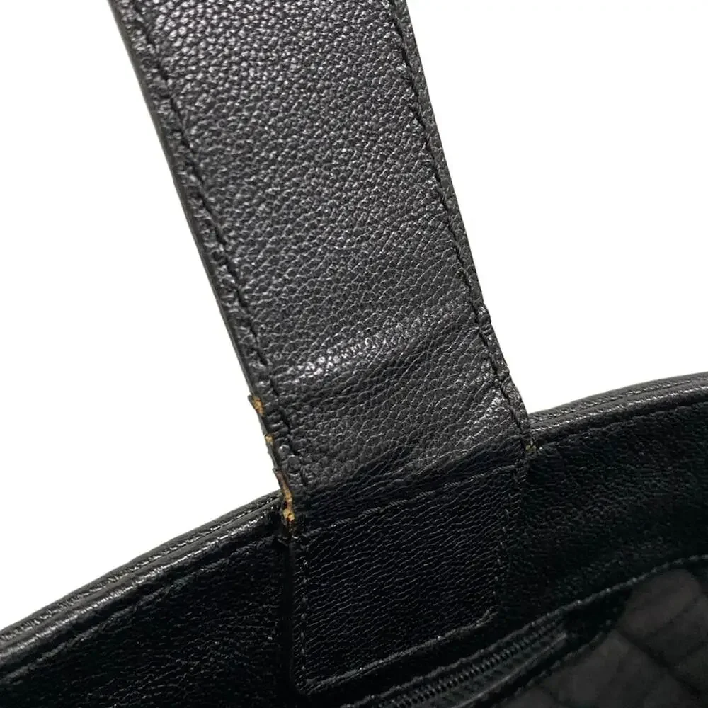 Chanel Tote Bag